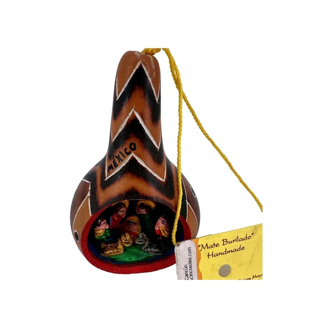 Mate Burilado Mexico‎ Handmade Nativity Scene Gourd Ornament Folk Art Cancun